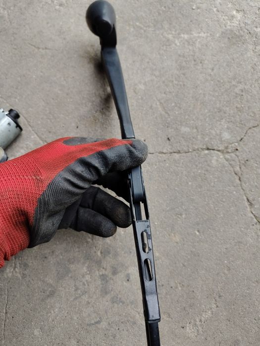 Ramię silnik silniczek wycieraczki tył volkswagen passat B5 fl lift