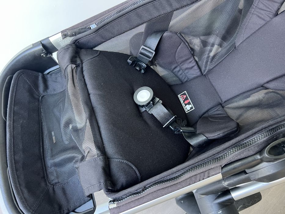 Carrinho de Bebé Trio com Isofix da marca Joolz BeSafe