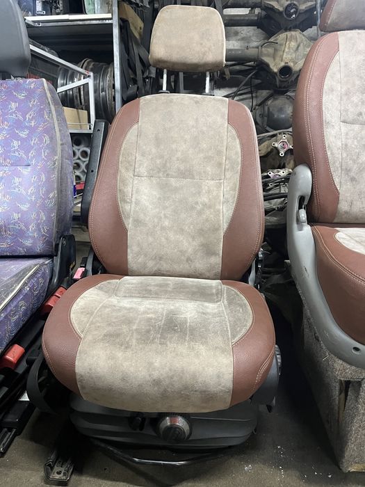 Сидіння пілот спрінтер 903 LT