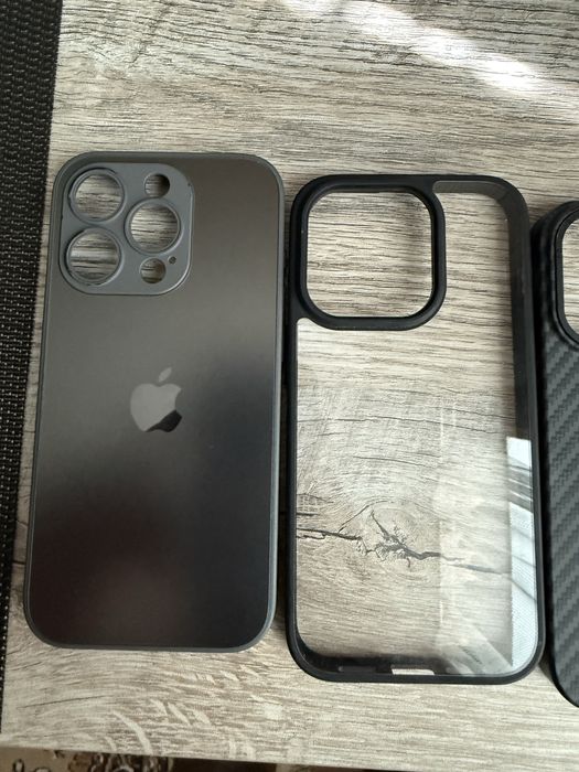 Чехлы на Iphone 14 Pro