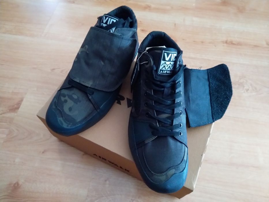 Airwalk Vic MC Black