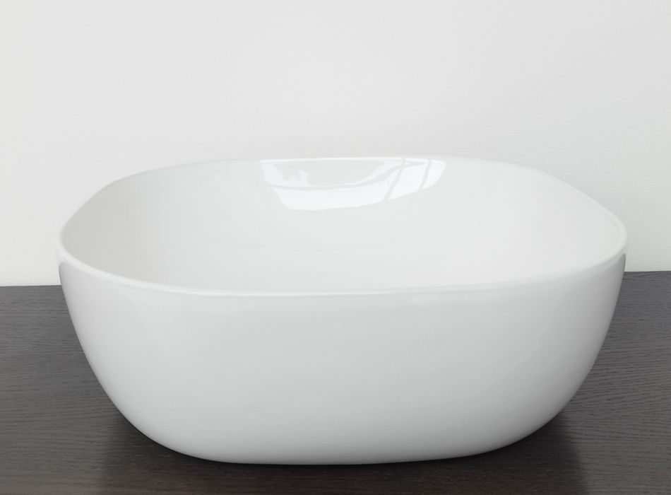 Lavatório novo embalado