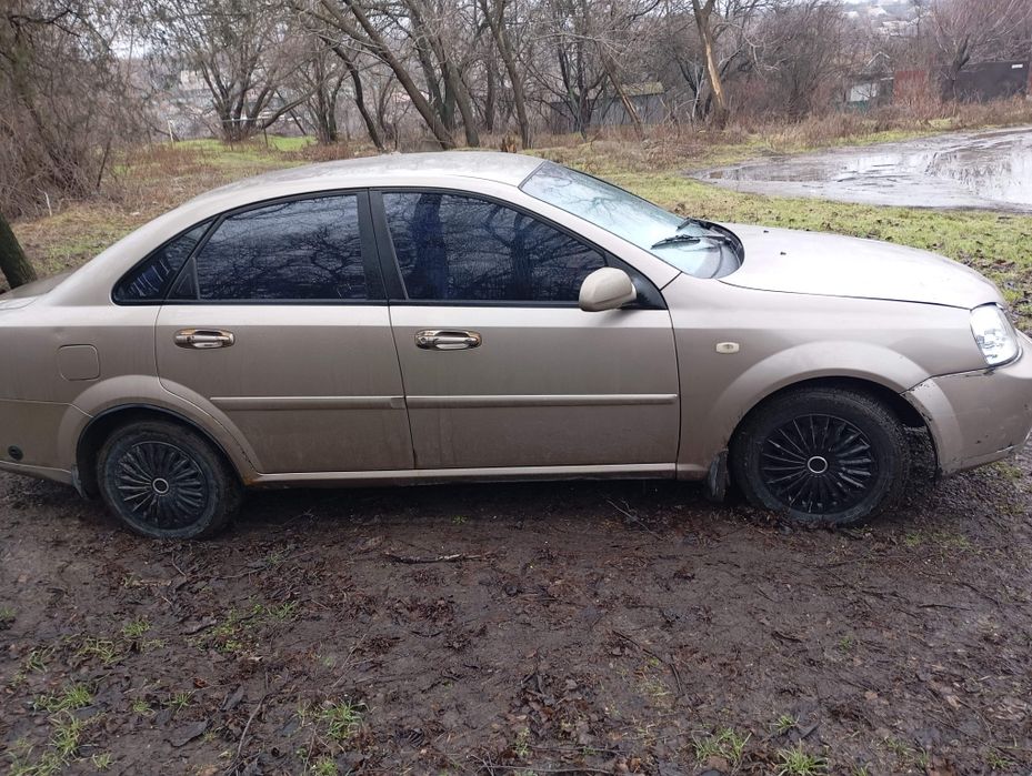 В рассрочку Chevrolet Lacetti на газу