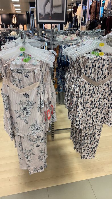 Посредник  в Испании