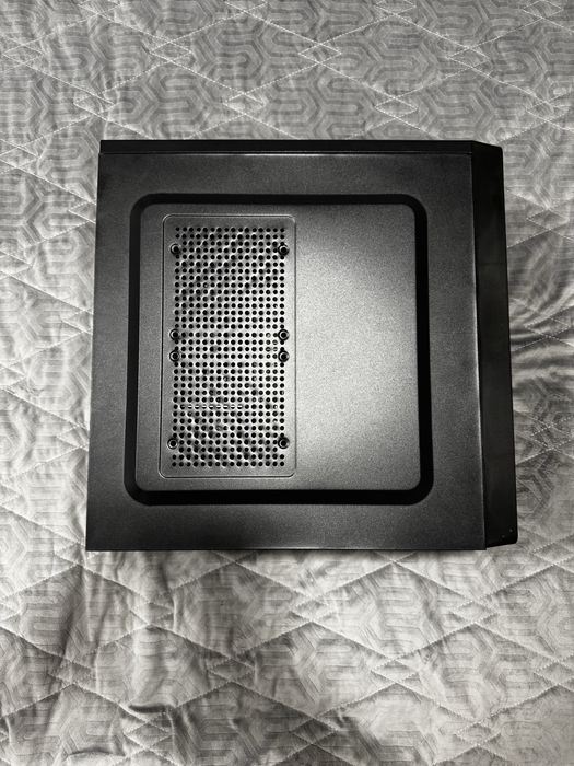 Pc intel core i5 11400f; 16gb de ram