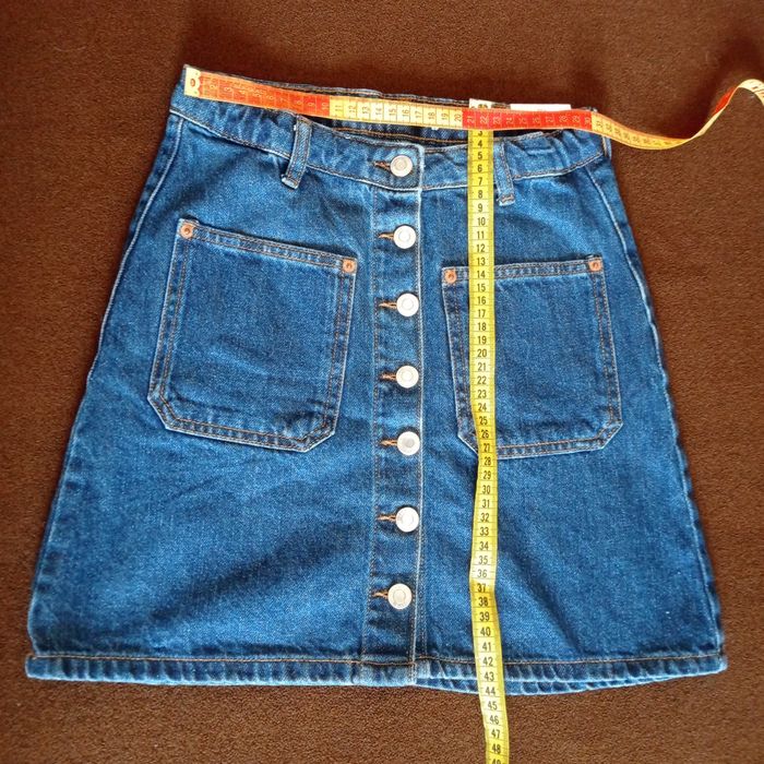 Шкільна форма , джинсова спідниця на 10-12 років