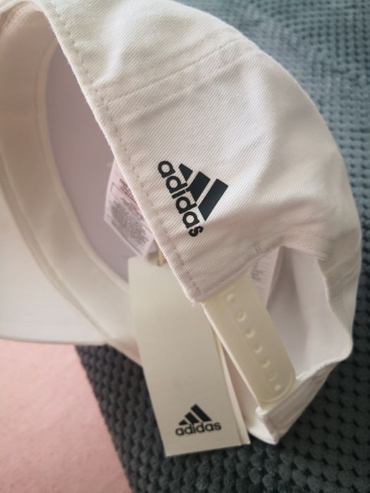 Czapka Adidas. . .
