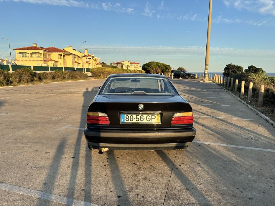 Bmw e36 coupe 318is — photo 4