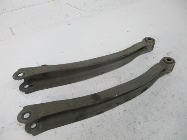 Braço de suspensão trás direito HYUNDAI Accent I (X3)