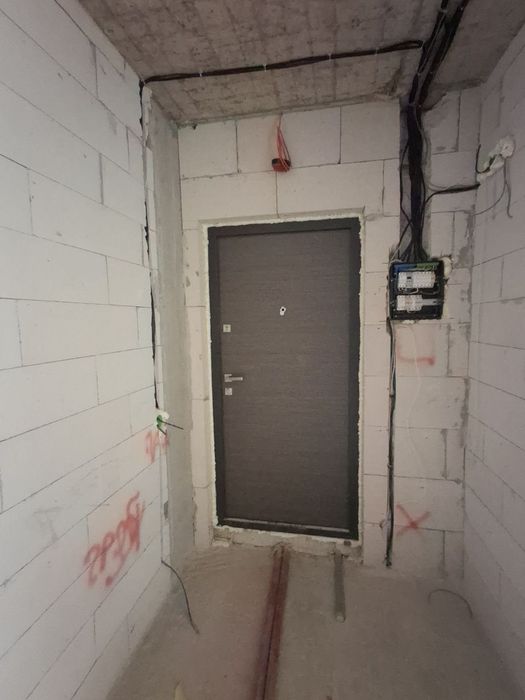 Продаж 2-кімнатної квартири великої площі.Є-Оселя.Торг