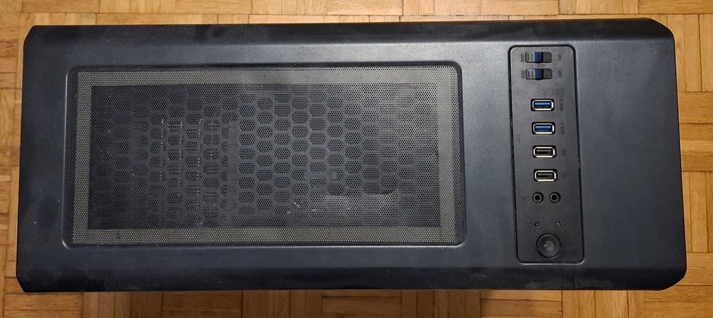 PC i5-6600K, GTX 970, 240 GB SSD + 1 TB HDD, 32 GB DDR4