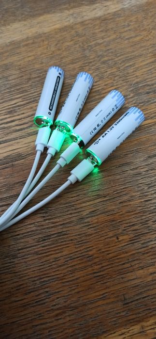 Елемент живлення ААА та АА літій іонний