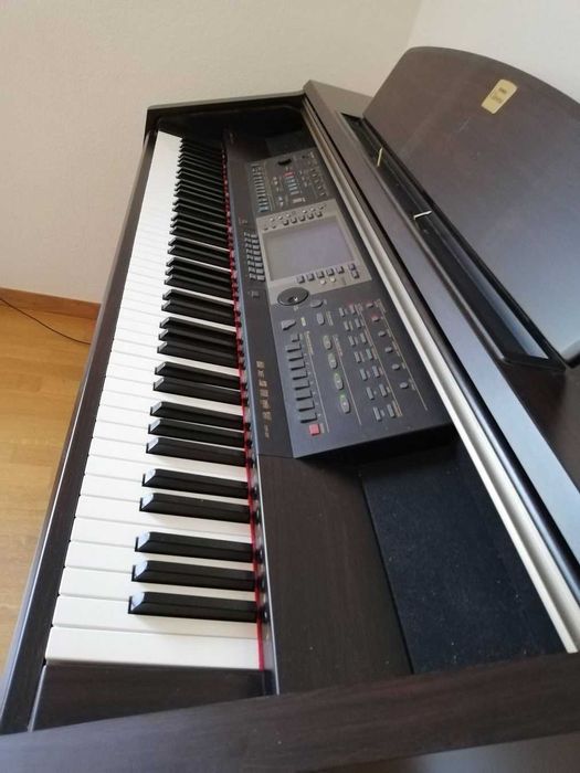 Yamaha CVP 207, 208, 209 super pianino clavinova
