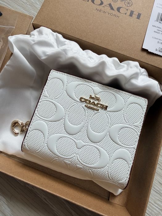 Гаманці жіночі Coach | натуральна шкіра | Розпродаж