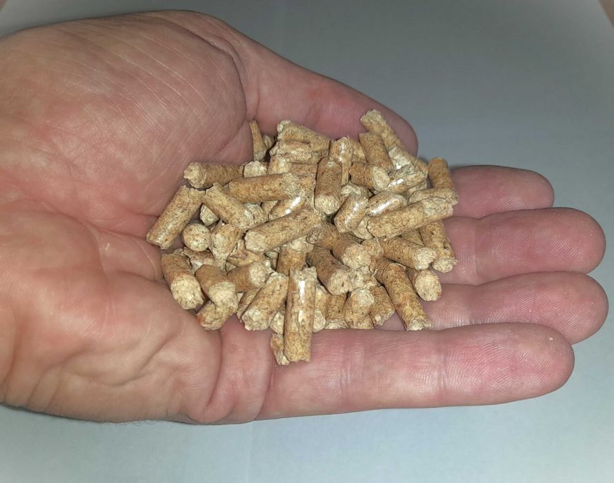 Tani Suchy Pellet - Opał z drewna - Transport - Dobra Jakość