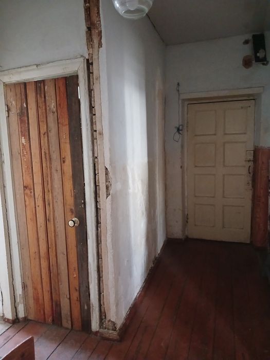 Продам 2-х кімнатну квартиру