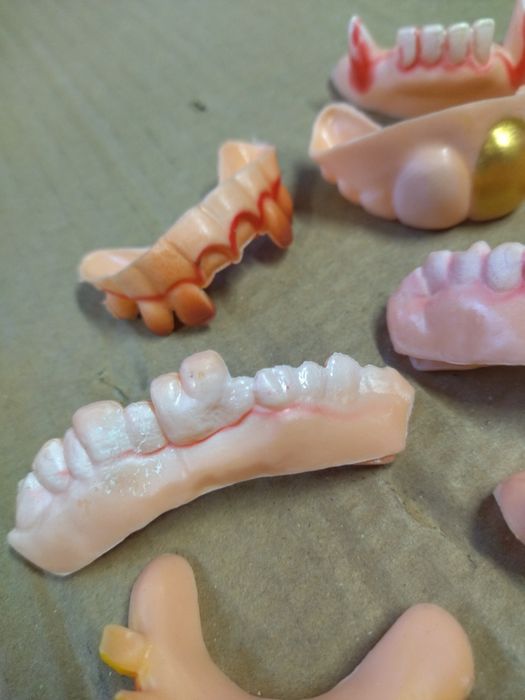 Sztuczne zęby do cosplay (A7*)