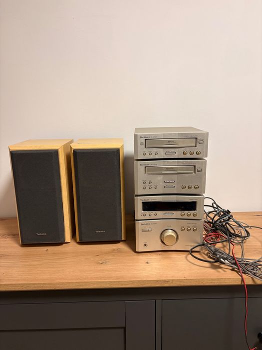 Wieża Technicks SL-HD310