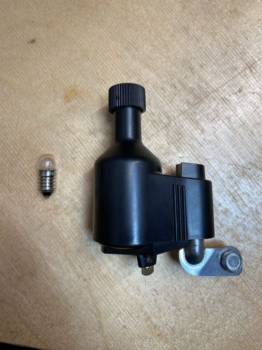 Dynamo lewe zarówka tył 6v