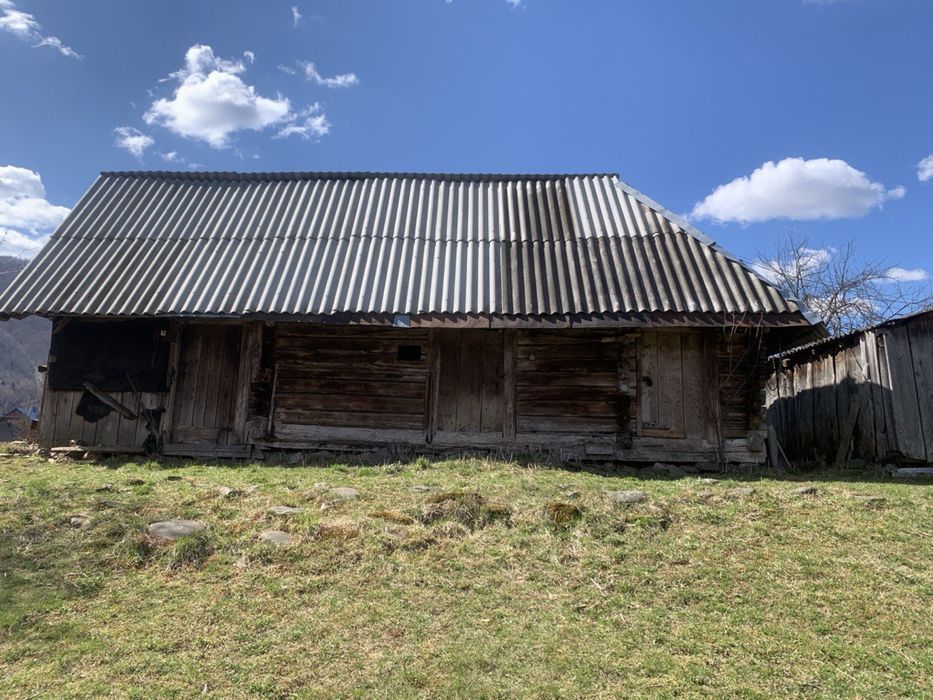 Продається будинок у с. Негровець та 18 сотих