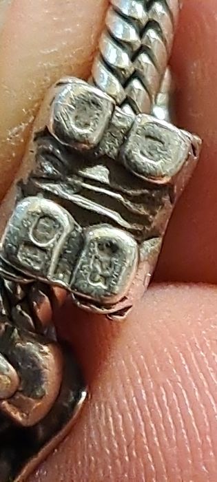 Pulseira em prata da Bacio.