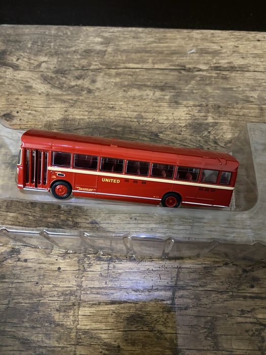 Модель автобуса EFE 25101 Bristol Rell United 1:76