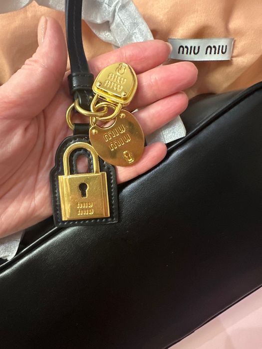 Сумка шкіряна miu miu