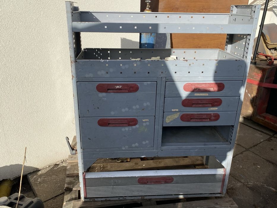 Regał samochodowy Bott