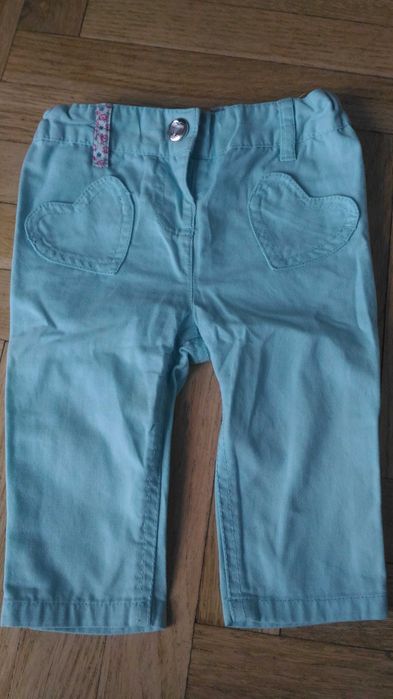 Pastelowe spodenki jeansy z serduszkami r. 62 + gratis