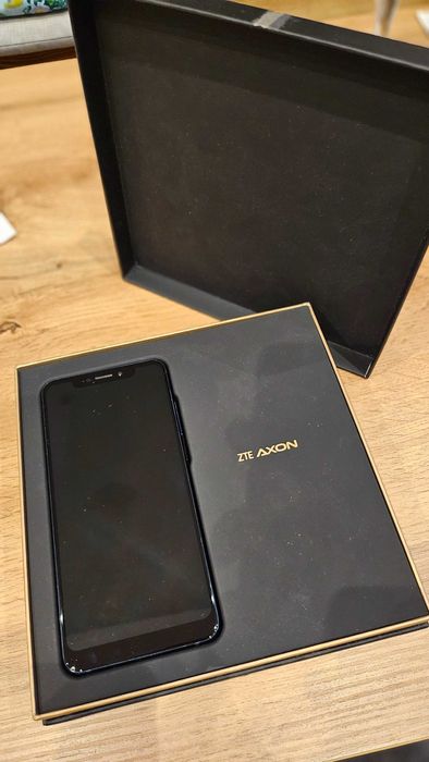 ZTE Axon 9 Pro w bardzo dobrym stanie