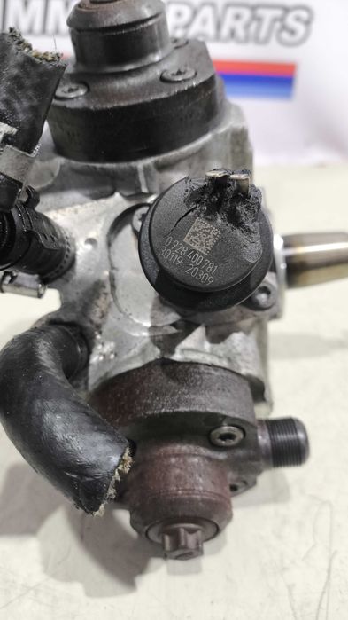 Bomba injetora de alta pressão BMW Serie 3/4/5/ F30/F10/F01 X5/X6  35/40d 782.3470