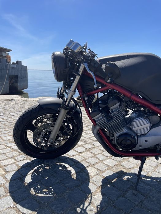 Yamaha XJ600 Diversion Cafe Racer