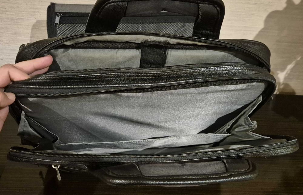 Pasta Dell para portátil 13'' – Pele preta – Excelente estado