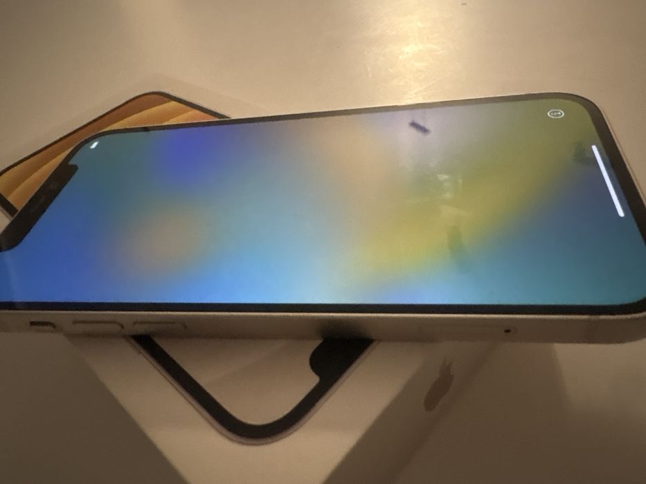 Iphone 11 biały telefon
