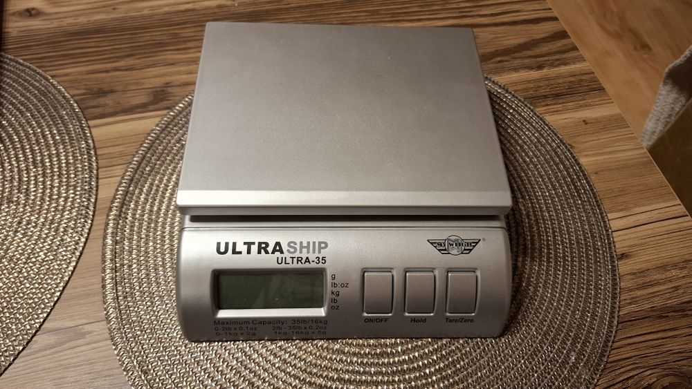 Waga Ultraship 35, srebrna