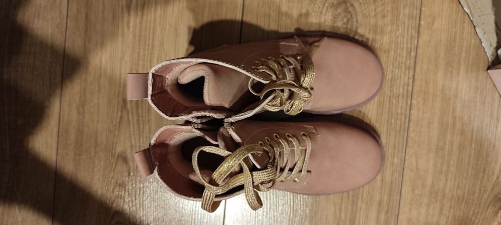 Buty zimowe dziewczęce rozm. 30 - 20cm