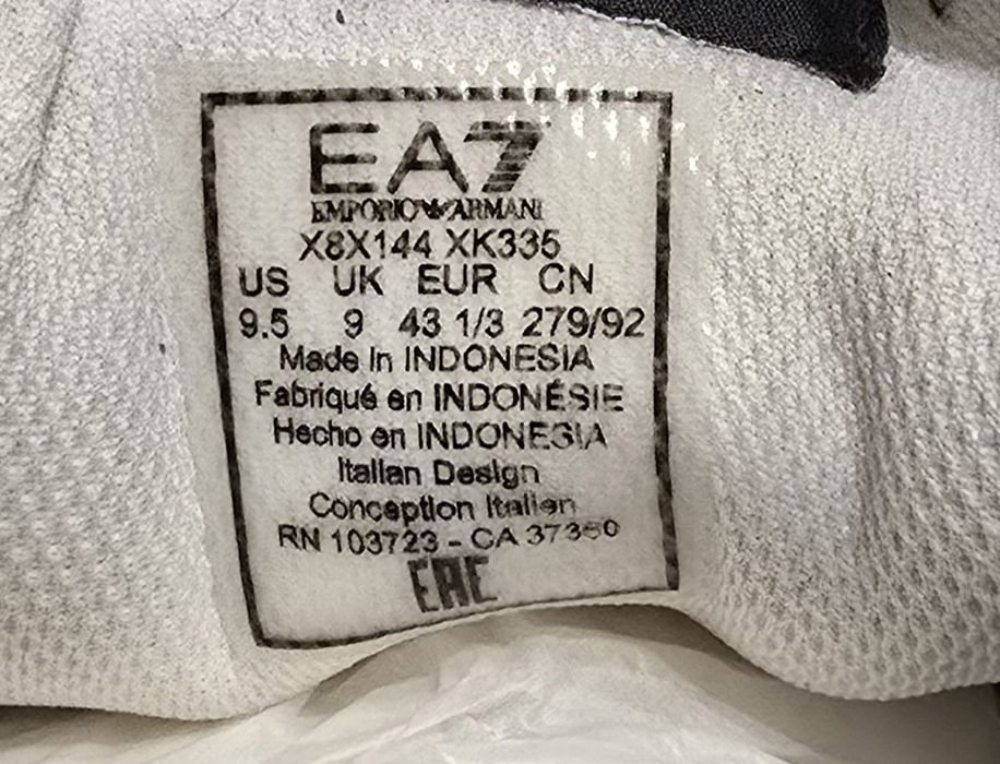 Продам кеди Armani