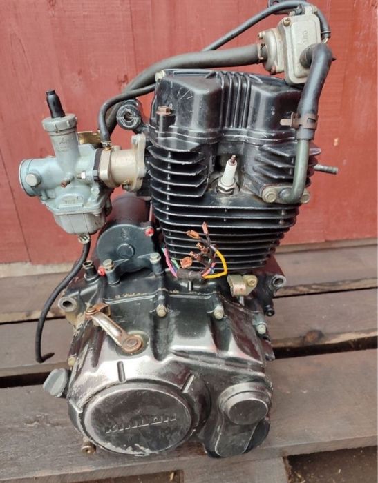 Продам мотор 200сс