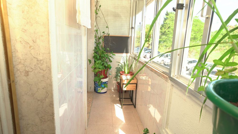 Vende-se Apartamento T2 Venda Nova