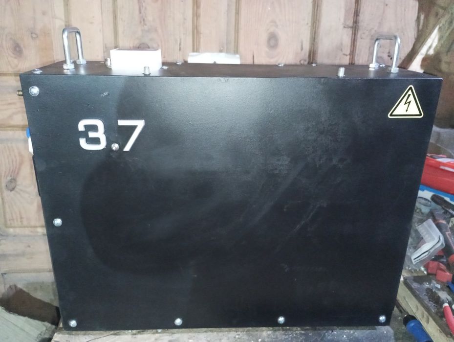 Інвертор 3.2 кВт + АКБ 3.7 кВт комплект