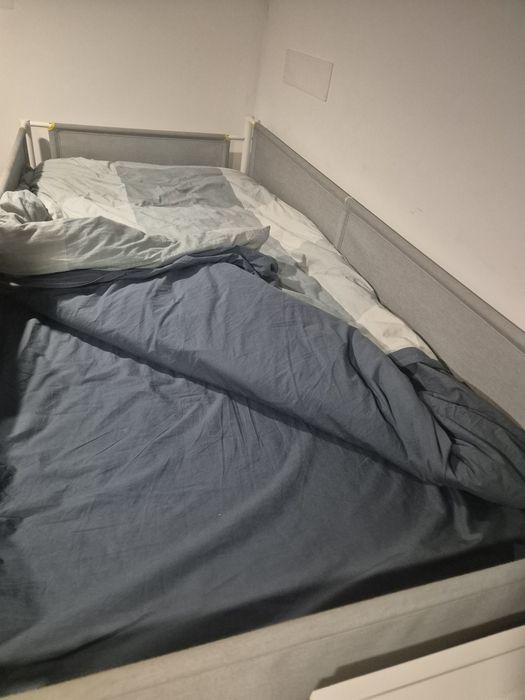 Cama alta IKEA VITVAL 90x200 + secretária – conjunto completo