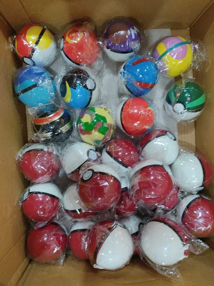 Bolas Pokémon, saco com 24 bonecos, cintos Ramada E Caneças • OLX