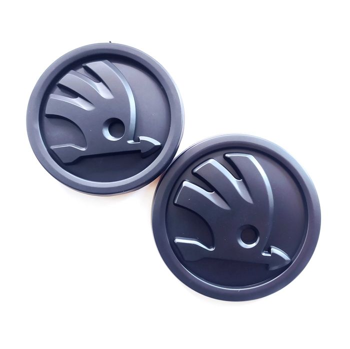 Емблеми на капот / багажник Skoda шильдик / значки Шкода + Подарунок