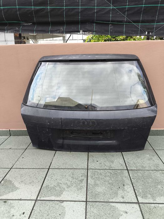 Tampa de mala Audi A4