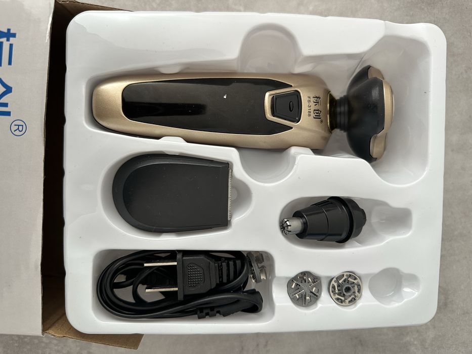 Máquina de barbear multifuncional 3 em 1