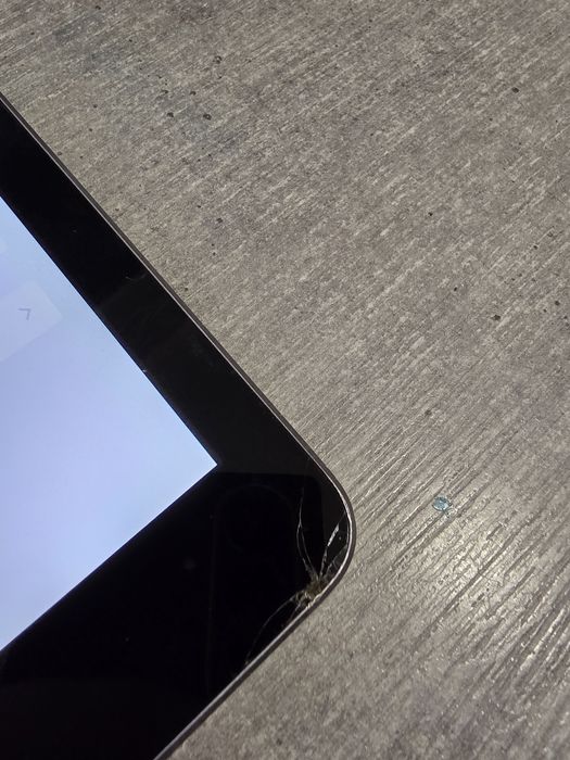 iPad Air 1. 32 гігабайт. Space Grey. Гарантія. З США