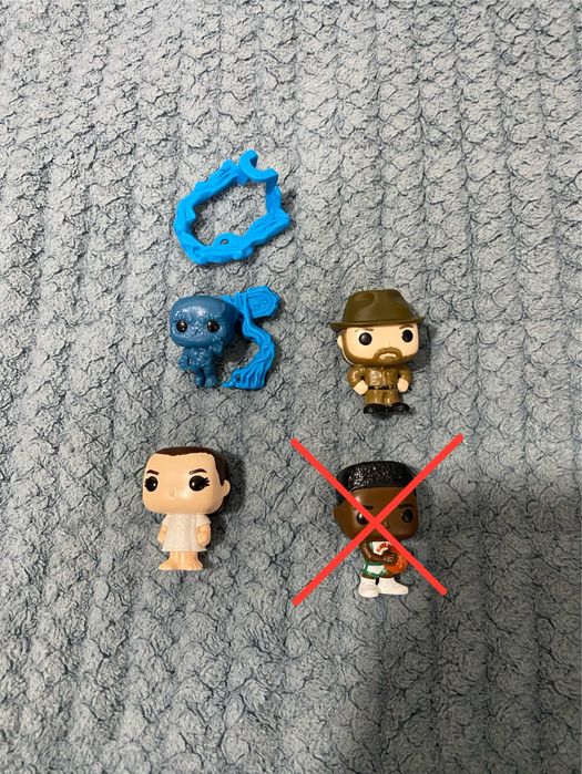 Продаж або обмін фігурок з кіндера осд