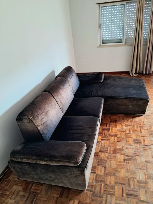 Sofá com chaise-longue tecido castanho