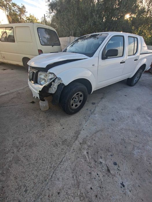 Nissan Navara D40 (Batida)
