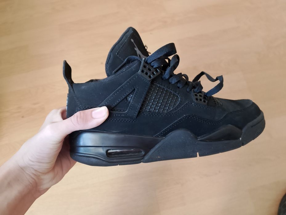 Продаю кросівки чоловічі Jordan 5